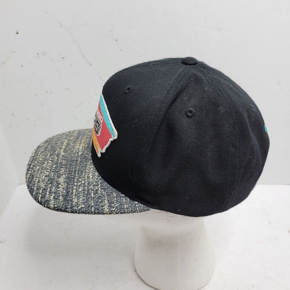San Antonio Spurs Snapback Hat Black Blue Hardwood Classic Mitchell & Ness NBA - Picture 2 of 16